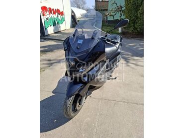 Gilera nexus (može zamena), 2.600 €, 2011. , 278 cm3, 38.000 km, 16kW (22 KS), Scooter, Zrenjanin