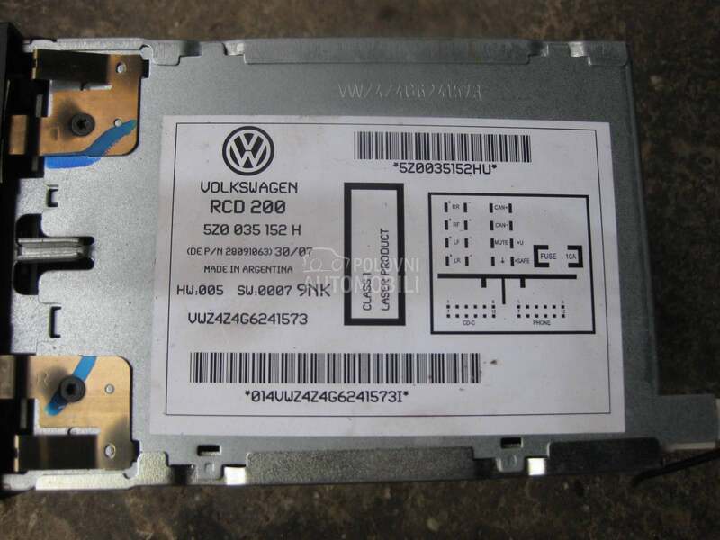 Audio CD uredjaj polovan za Volkswagen Fox