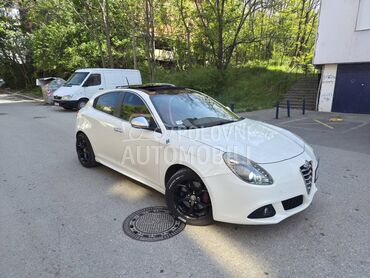 Alfa Romeo Giulietta QV (može zamena), 9.650 €, 2011. Hečbek, Benzin | 1742 cm3, 186.000 km, 173kW (235 KS), Manuelni 6 brzina, 4/5 vrata, 5 sedišta, Voždovac