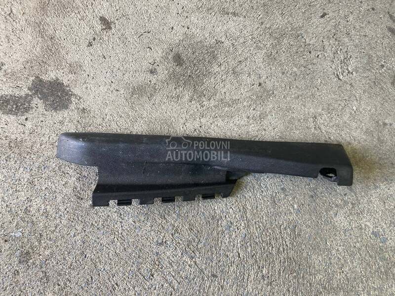 plastika sedista desna za Opel Astra J