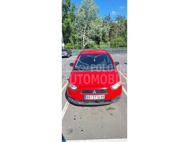 Mitsubishi Colt , 3.000 €, 2010. Monovolumen (MiniVan), Benzin | 1124 cm3, 184.893 km, 55kW (75 KS), Manuelni 5 brzina, 4/5 vrata, 5 sedišta, Voždovac