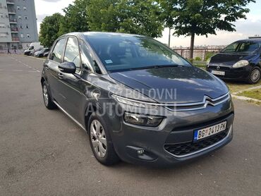 Citroen C4 Picasso , 6.590 €, 2013. Monovolumen (MiniVan), Dizel | 1560 cm3, 247.000 km, 84kW (114 KS), Automatski / poluautomatski, 4/5 vrata, 5 sedišta, Beograd
