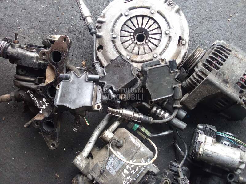 Delovi motora za Smart ForTwo za 2004. god.