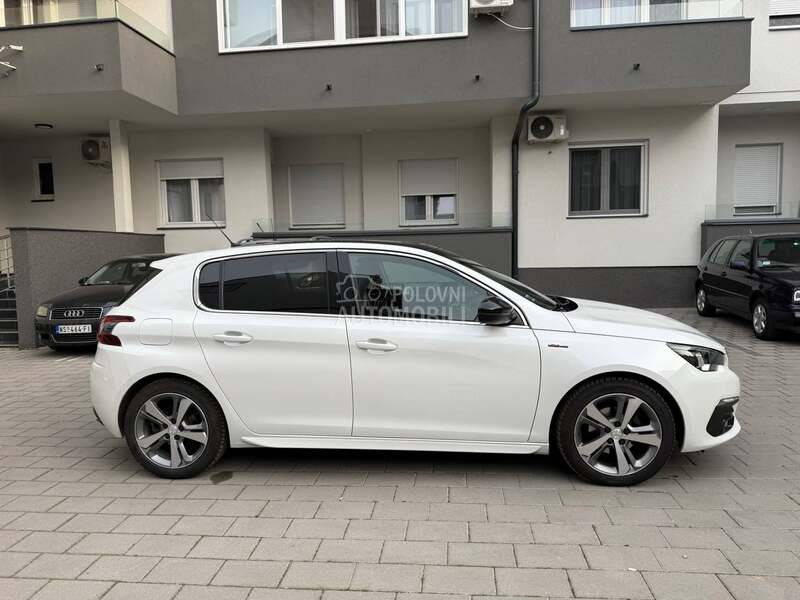Peugeot 308 2020 photo 3
