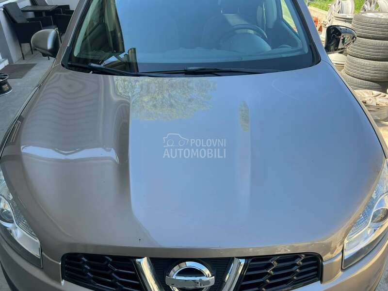 Hauba šampanj C30G za Nissan Qashqai od 2010. do 2013. god.