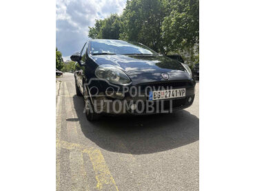 Fiat Grande Punto, 3.300 €, Polovno, Beograd