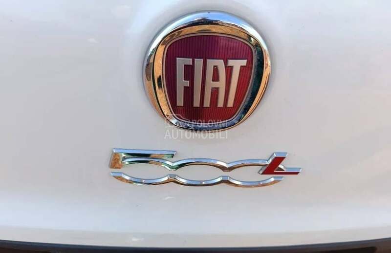 Znak za Fiat 500L