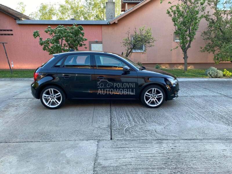 Audi A1 2014 photo 4