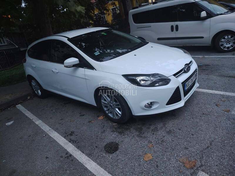 Ford Focus 2012 photo 4