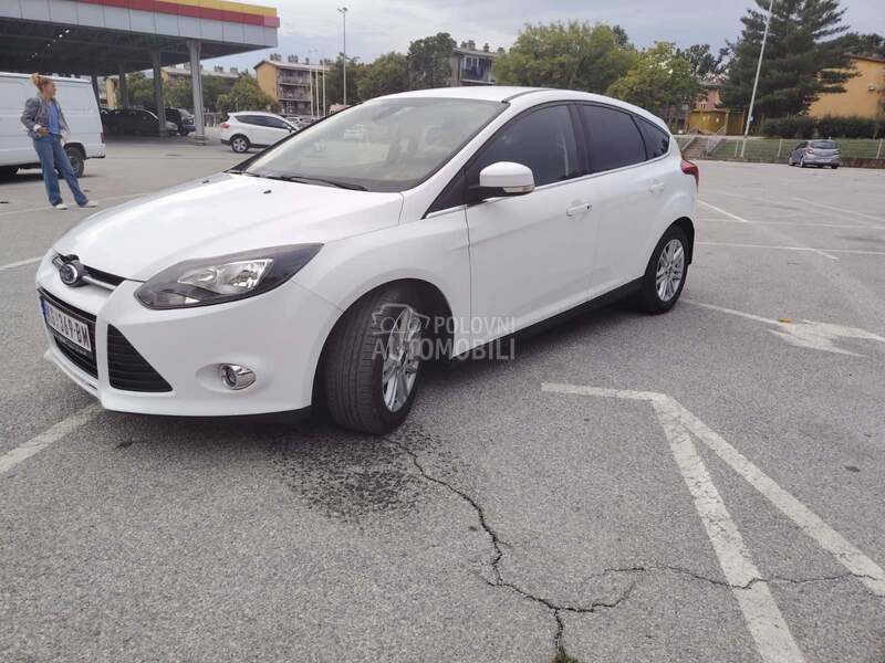 Ford Focus 2012 photo 5