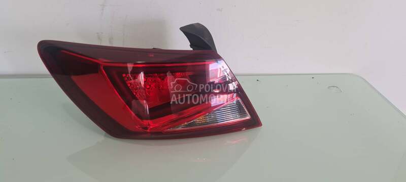 led lampa za Seat Leon od 2013. do 2020. god.