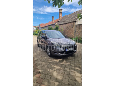 Renault Scenic 1.5, 3.000 €, 2010. Monovolumen (MiniVan), Dizel | 1461 cm3, 364.000 km, 63kW (86 KS), Manuelni 6 brzina, 4/5 vrata, 5 sedišta, Inđija