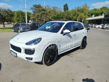 Porsche Cayenne S e-hibryd (može zamena), 29.990 €, 2015. Džip/SUV, Hibridni pogon | 3000 cm3, 245.000 km, 306kW (416 KS), Automatski / poluautomatski, 4/5 vrata, 5 sedišta, Beograd