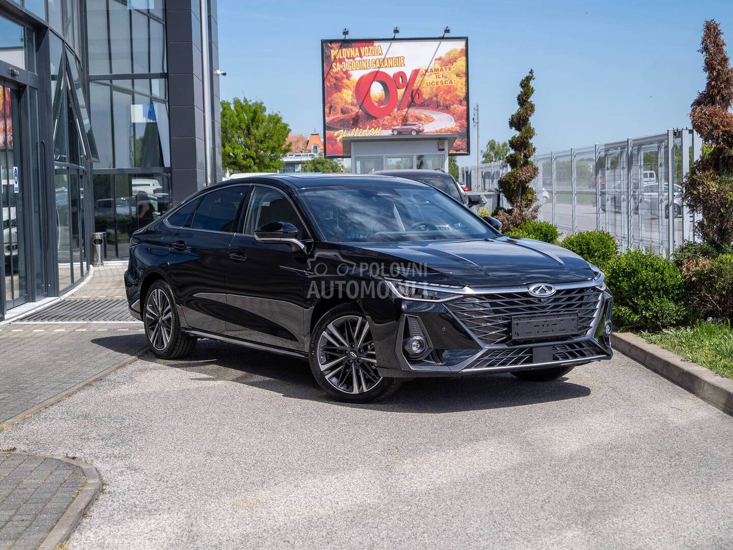 Chery Arrizo 8
