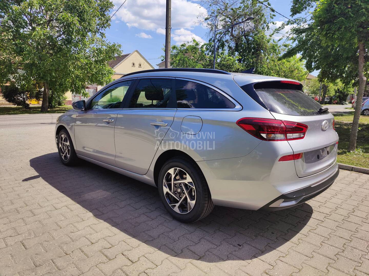 Hyundai i30 1.6 T-GDI PREMIUM