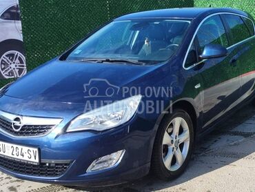 Opel Astra J (može zamena), 4.700 €, 2011. Hečbek, Dizel | 1686 cm3, 230.000 km, 81kW (110 KS), Manuelni 6 brzina, 4/5 vrata, 5 sedišta, Bajmok