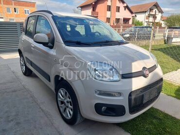 Fiat Panda CNG, 5.100 €, 2016. Hečbek, Benzin + Metan (CNG) | 875 cm3, 201.242 km, 62kW (84 KS), Manuelni 5 brzina, 4/5 vrata, 5 sedišta, Šabac