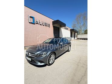 Mercedes Benz C 200 4MATIC AVANTGARDE (može zamena), 21.500 €, 2019. Limuzina, Benzin | 1497 cm3, 214.700 km, 135kW (184 KS), Automatski / poluautomatski, 4/5 vrata, 5 sedišta, Niš