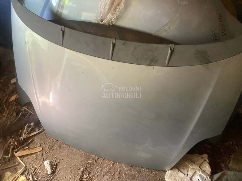 haube 589 i 595 kod boje za Fiat Grande Punto od 2005. do 2012. god.