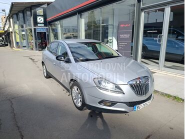 Lancia Delta O pis (može zamena), 3.500 €, 2011. Hečbek, Dizel | 1598 cm3, 216.000 km, 88kW (120 KS), Manuelni 6 brzina, 4/5 vrata, 5 sedišta, Batajnica