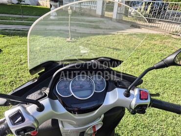 Piaggio mp3, 3.500 €, 2016. , 300 cm3, 40.000 km, 16kW (22 KS), Scooter, Banatsko Veliko Selo
