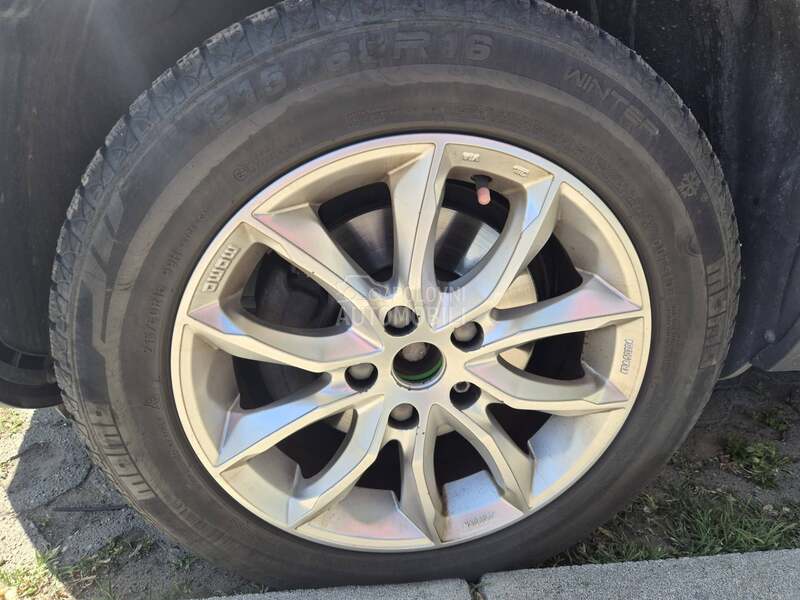 Aluminijumske felne Momo 16" 5 x 112