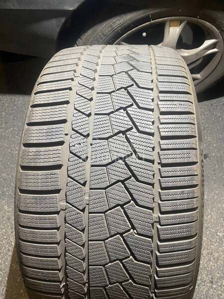 Continental 285/30 R21 Zimska