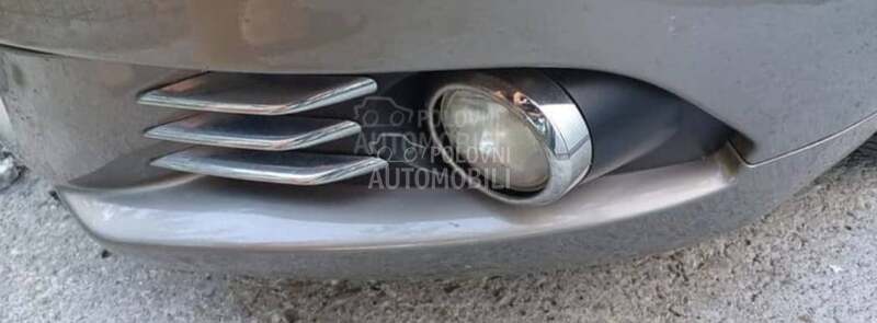 Leva resetka maglenke za Peugeot 5008 od 2008. do 2012. god.