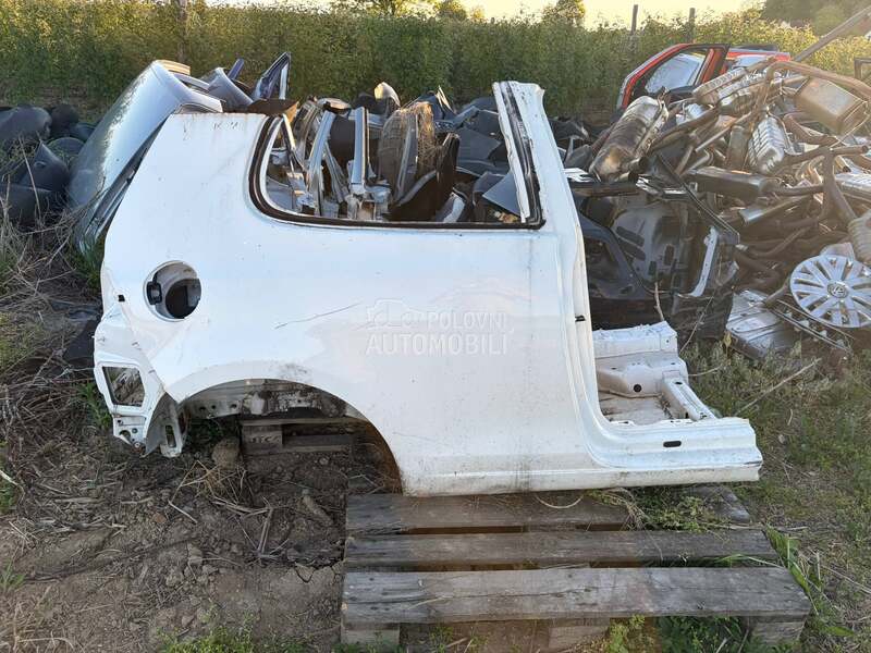 Desna Polustranica za Volkswagen Golf 6