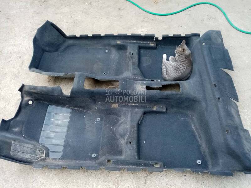 tepih za Volkswagen Polo od 2002. do 2008. god.