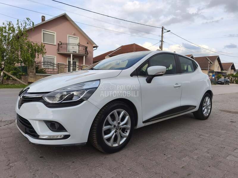Renault Clio 2016 photo 2