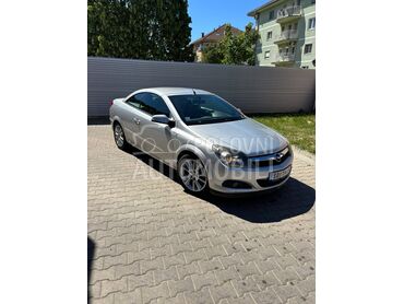Opel Astra H  (može zamena), 2.950 €, 2006. Kabriolet/Roadster, Dizel | 1910 cm3, 212.000 km, 110kW (150 KS), Manuelni 6 brzina, 2/3 vrata, 4 sedišta, Sombor