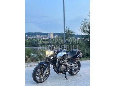 Aprilia Shiver 750 (može zamena)