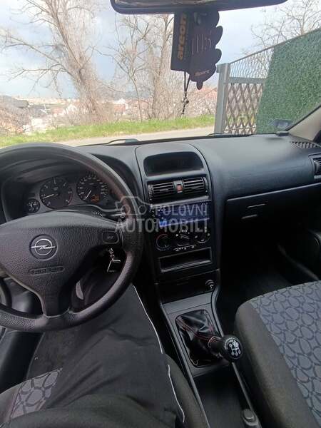 Opel Astra G 2000 photo 2