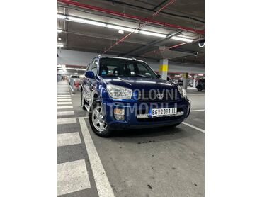 Toyota RAV 4 , 4.500 €, 2004. Džip/SUV, Benzin | 1794 cm3, 240.000 km, 92kW (125 KS), Manuelni 5 brzina, 4/5 vrata, 5 sedišta, Beograd