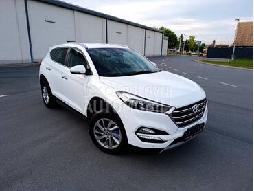 Hyundai Tucson 1.7crdi Plena 2WD, 13.000 €, 2017. Džip/SUV, Dizel | 1685 cm3, 175.000 km, 104kW (141 KS), Automatski / poluautomatski, 4/5 vrata, 5 sedišta, Sremska Mitrovica