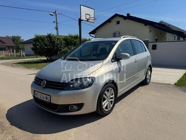 Volkswagen Golf Plus 1.6, 7.199 €, 2013. Monovolumen (MiniVan), Benzin + Gas (TNG) | 1600 cm3, 283.751 km, 75kW (102 KS), Manuelni 5 brzina, 4/5 vrata, 5 sedišta, Novi Sad