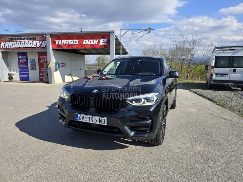BMW X3 2018 photo 2