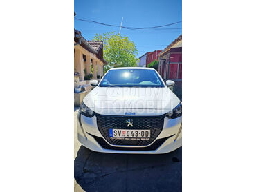 Peugeot 208 Peugeot 208 E, 15.350 €, 2020. Hečbek, Električni pogon, 22.448 km, 100kW (136 KS), Automatski / poluautomatski, 4/5 vrata, 5 sedišta, Svilajnac