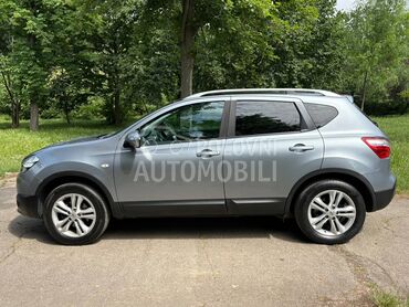 Nissan Qashqai 1.6i pano nawi kam, 6.800 €, 2010. Džip/SUV, Benzin | 1598 cm3, 193.000 km, 84kW (114 KS), Manuelni 5 brzina, 4/5 vrata, 5 sedišta, Zvezdara