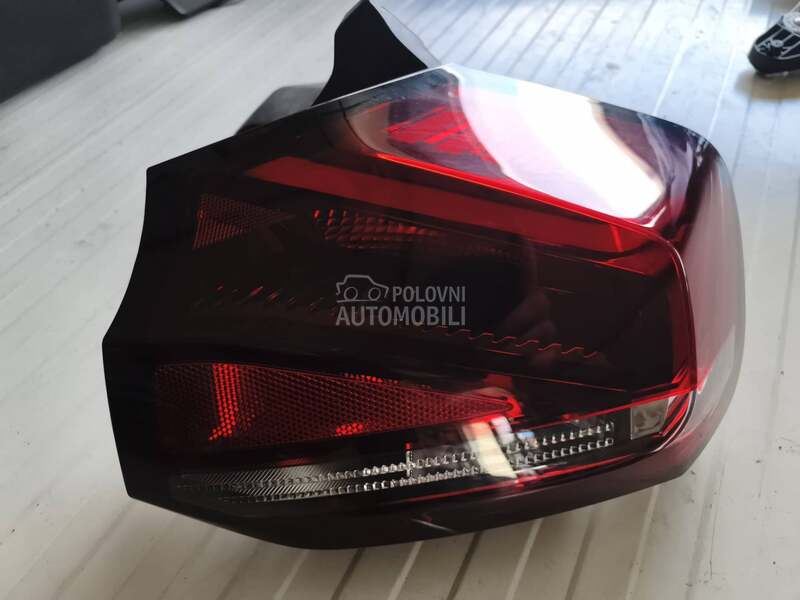 desna stop lampa za Citroen C4 od 2021. do 2024. god.