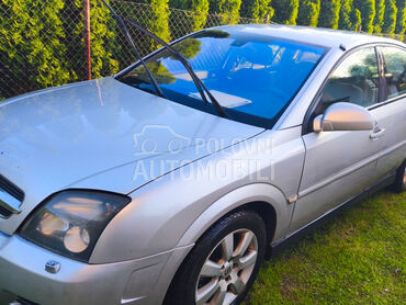 Opel Vectra C 1.8 16v, 1.300 €, 2005. Limuzina, Benzin + Gas (TNG) | 1796 cm3, 350.000 km, 90kW (122 KS), Manuelni 5 brzina, 4/5 vrata, 5 sedišta, Ćuprija