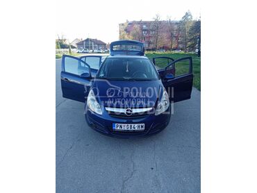 Opel Corsa D 1.2, 2.900 €, 2009. Hečbek, Benzin + Gas (TNG) | 1229 cm3, 215.000 km, 59kW (80 KS), Manuelni 5 brzina, 4/5 vrata, 5 sedišta, Palilula