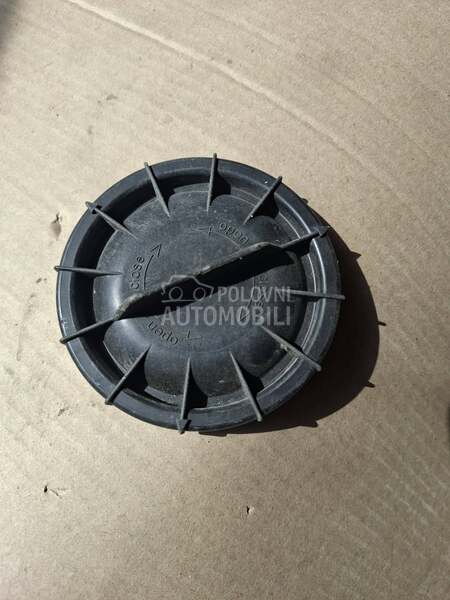 poklopac fara za Opel Insignia - 17622900