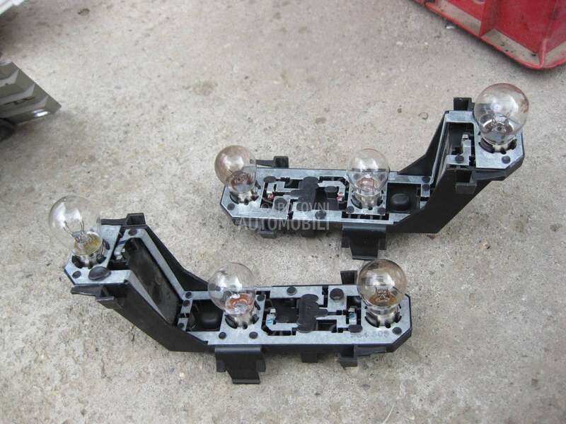 Ulosci stop svetala na karoser za Seat Alhambra od 2000. do 2010. god.