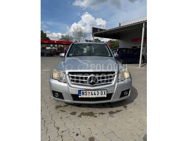 Mercedes Benz GLK 220 , 9.500 €, 2011. Džip/SUV, Dizel | 2143 cm3, 322.000 km, 125kW (170 KS), Automatski / poluautomatski, 4/5 vrata, 5 sedišta, Novi Sad