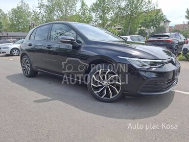 Volkswagen Golf 8 2.0 TDI DSG (može zamena)
