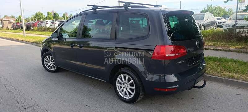 Volkswagen Sharan 2010 photo 3