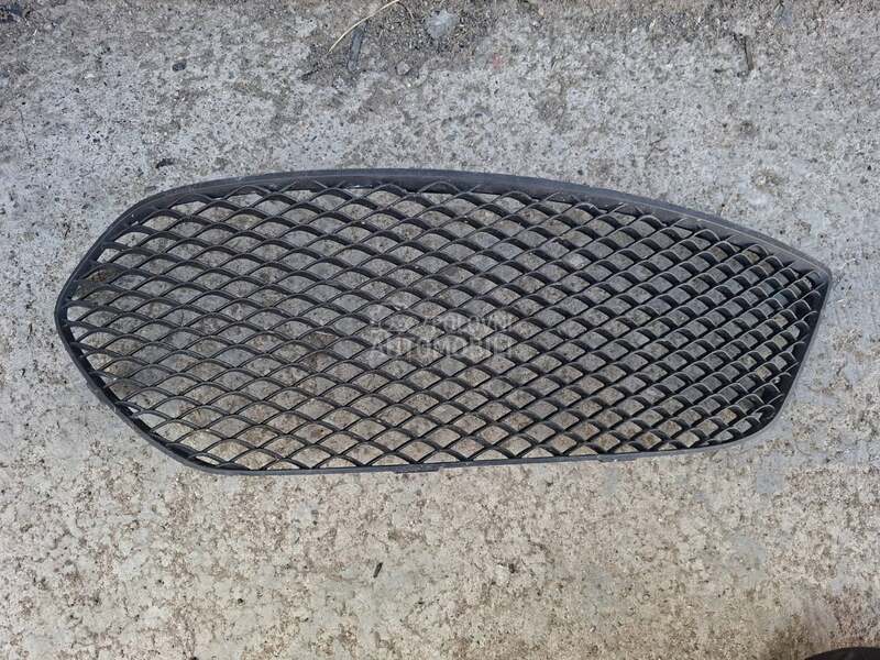 desna maska u p. braniku za Mercedes Benz CLA Klasa