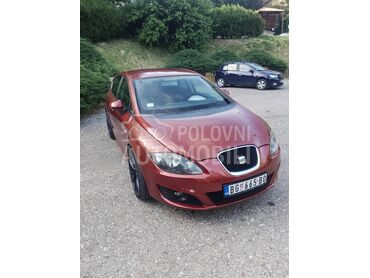 Seat Leon 1.9 TDI STYLE, 4.290 €, 2010. Hečbek, Dizel | 1896 cm3, 209.000 km, 77kW (105 KS), Manuelni 5 brzina, 4/5 vrata, 5 sedišta, Beograd